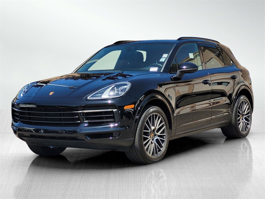 2022 Porsche Cayenne Base photo 4