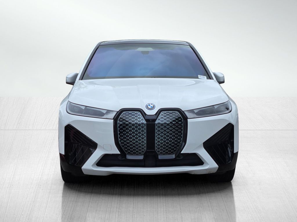 2024 BMW iX xDrive50 photo 2