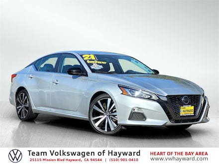 2021 Nissan Altima 2.5 SR Sedan