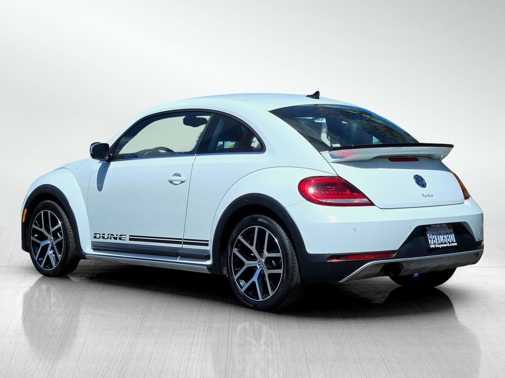 2016 Volkswagen Beetle 1.8T Dune photo 5
