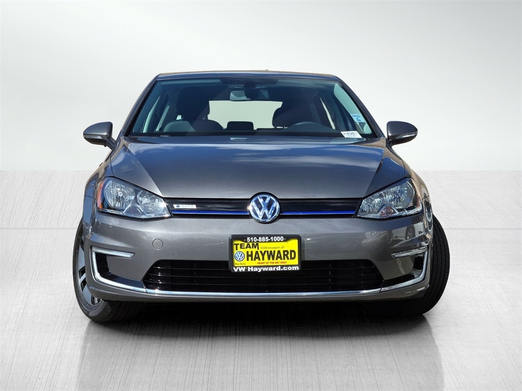 Used 2016 Volkswagen e-Golf SE Hatchback
