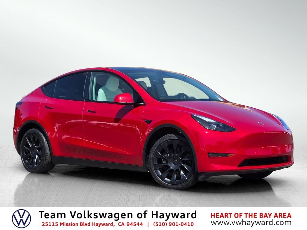 2023 Tesla Model Y Long Range Dual Motor All-Wheel Drive's photo