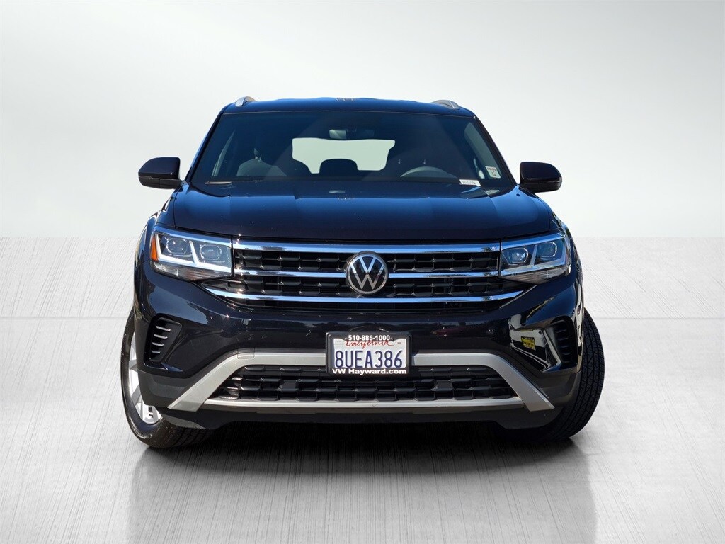 2020 Volkswagen Atlas Cross Sport photo 2