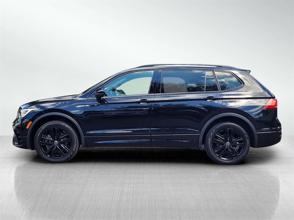2022 Volkswagen Tiguan SE R-Line Black photo 6