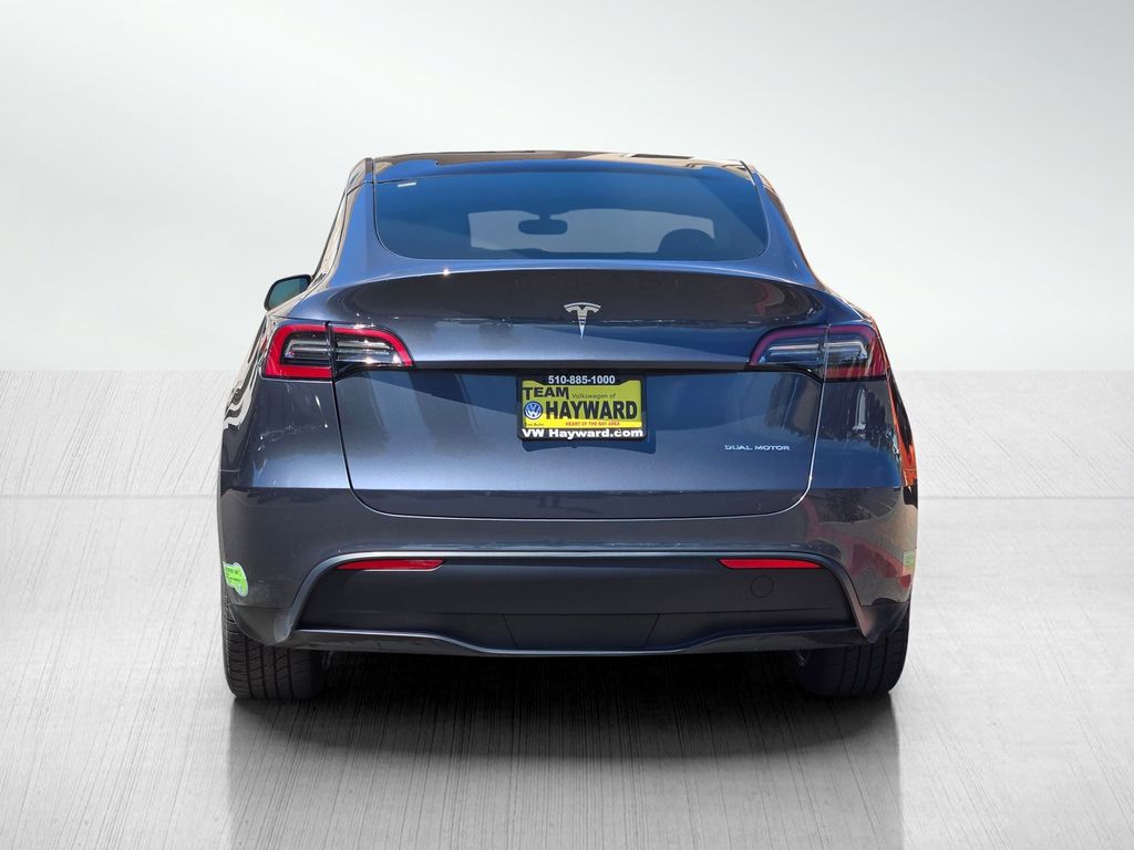 2023 Tesla Model Y Long Range photo 4
