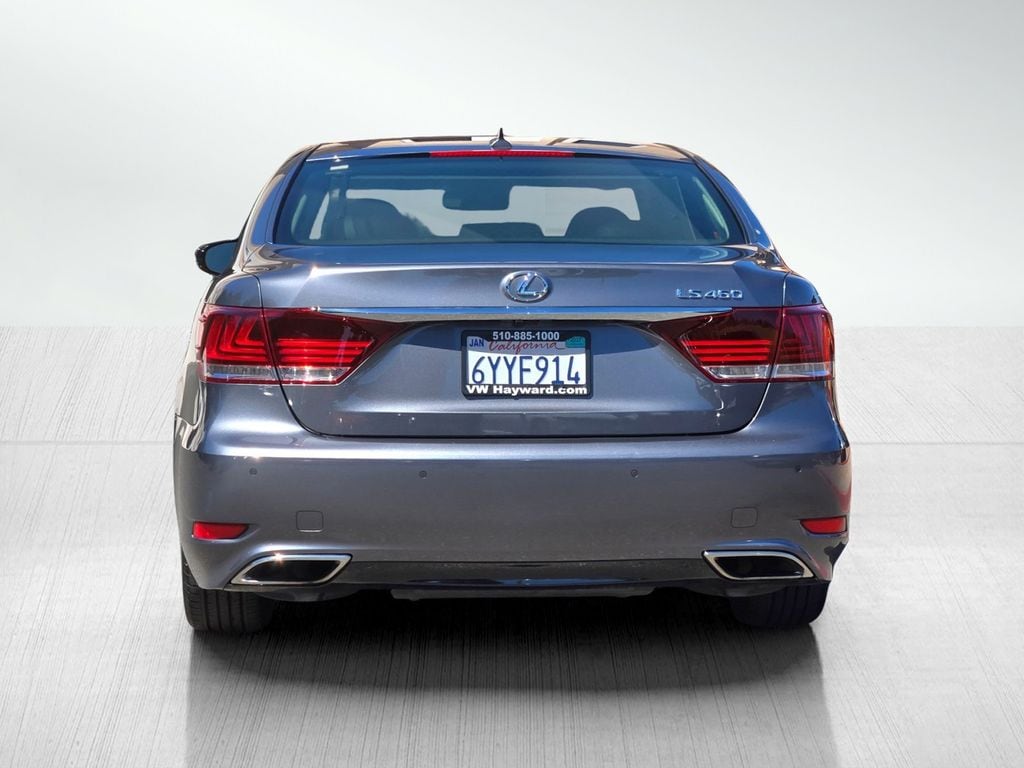 2013 LEXUS LS 460 photo 4