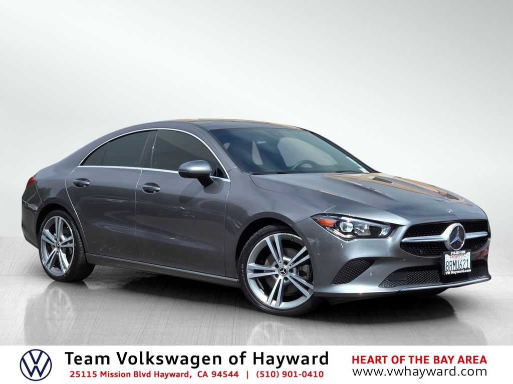  Mercedes-Benz CLA