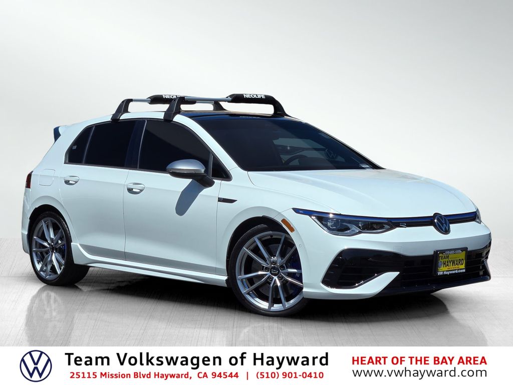 2024 Volkswagen Golf R Golf R 4-door's photo