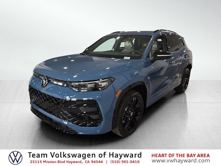 2026 Volkswagen Tiguan 2.0T SE R-Line Black SUV