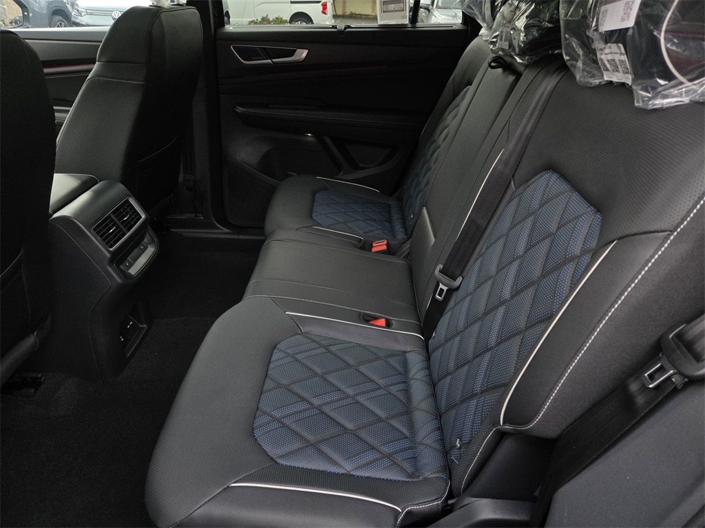 New 2026 Volkswagen Atlas Cross Sport 2.0T SEL Premium R-Line SUV