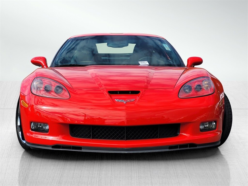 2011 Chevrolet Corvette Grand Sport 3LT photo 2