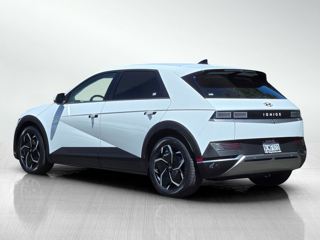 2024 Hyundai IONIQ 5 SEL photo 6