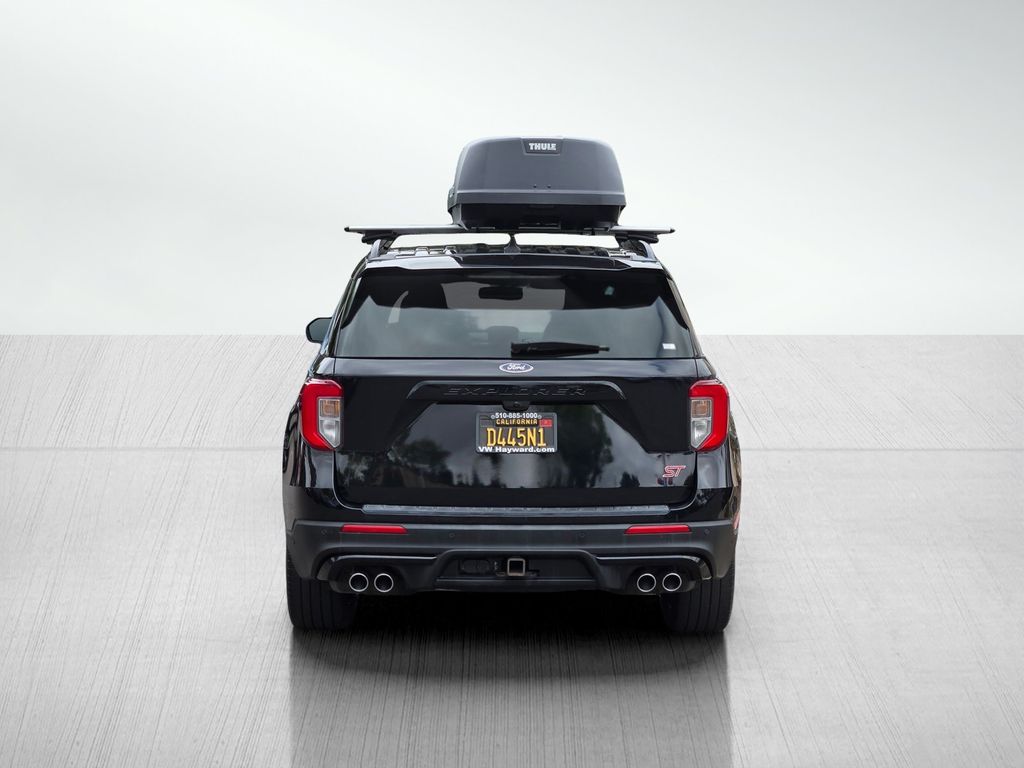 2022 Ford Explorer ST photo 5