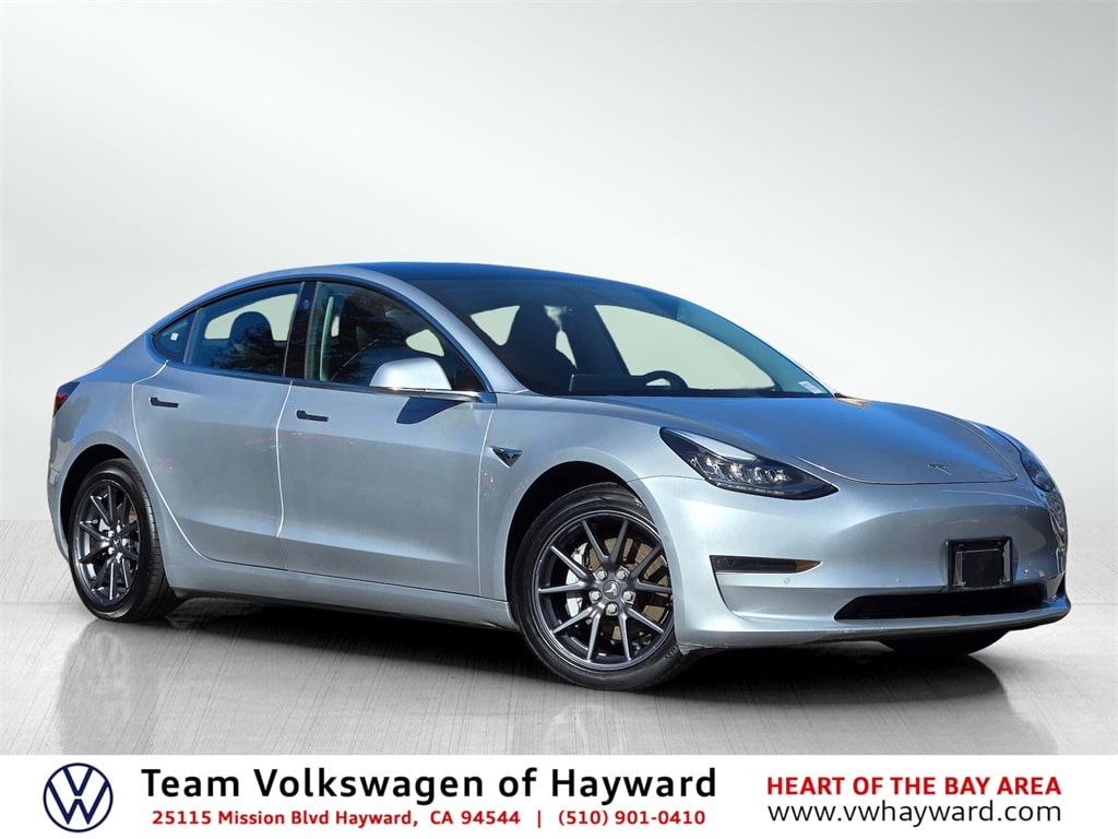 2018 Tesla Model 3 Long Range's photo