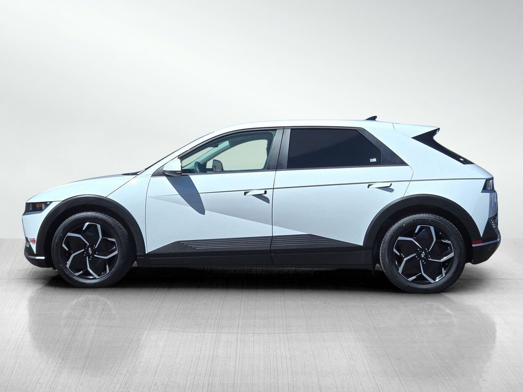 2024 Hyundai IONIQ 5 SEL photo 3