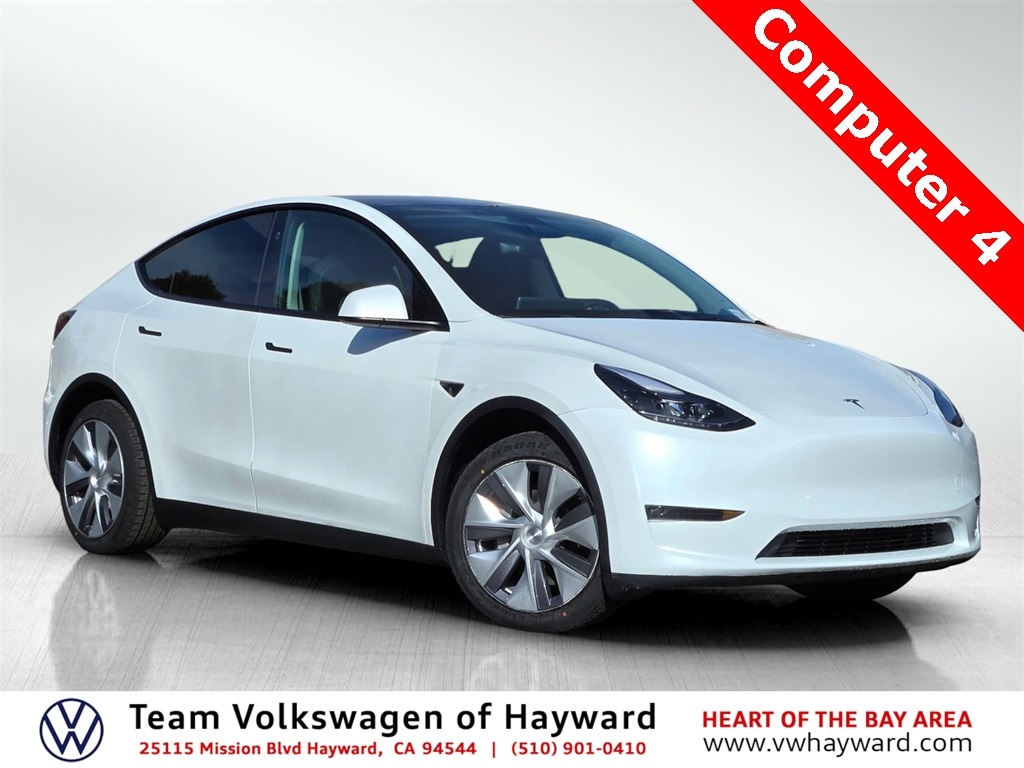 2023 Tesla Model Y Base's photo