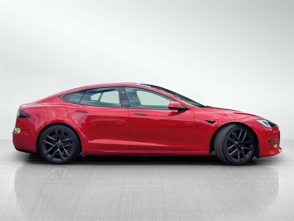 2023 Tesla Model S Standard Range photo 3