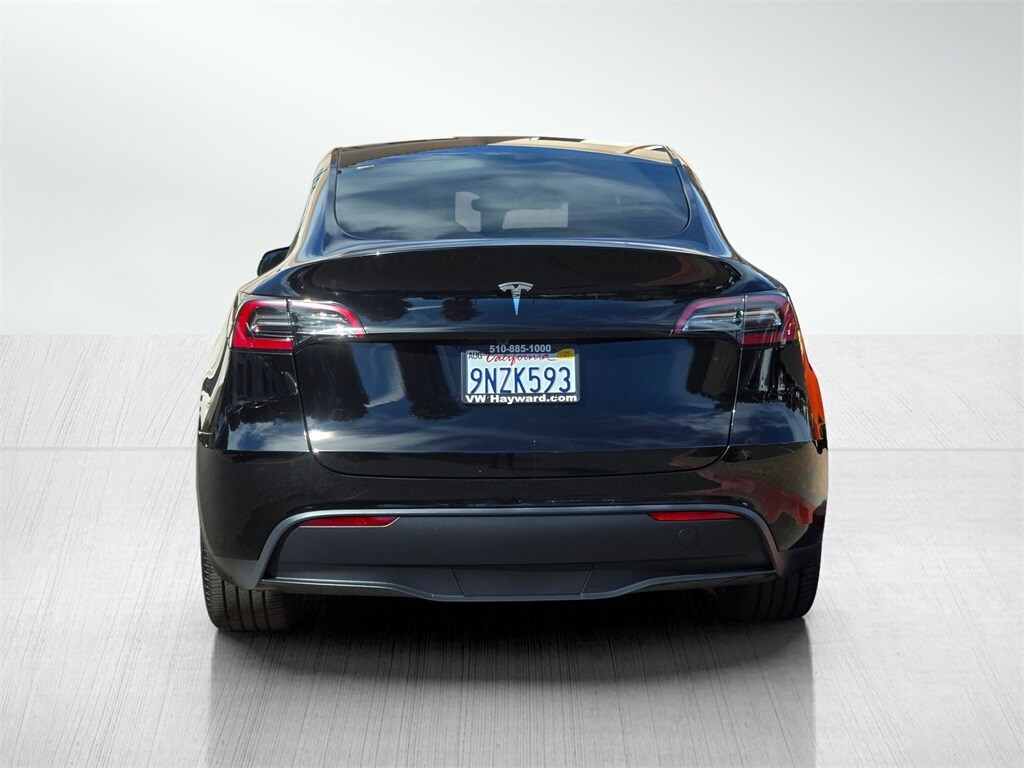 Used 2024 Tesla Model Y Long Range SUV