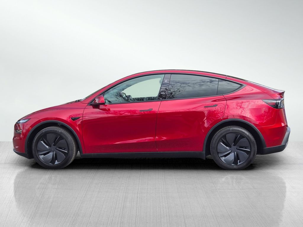 2026 Tesla Model Y Long Range photo 6