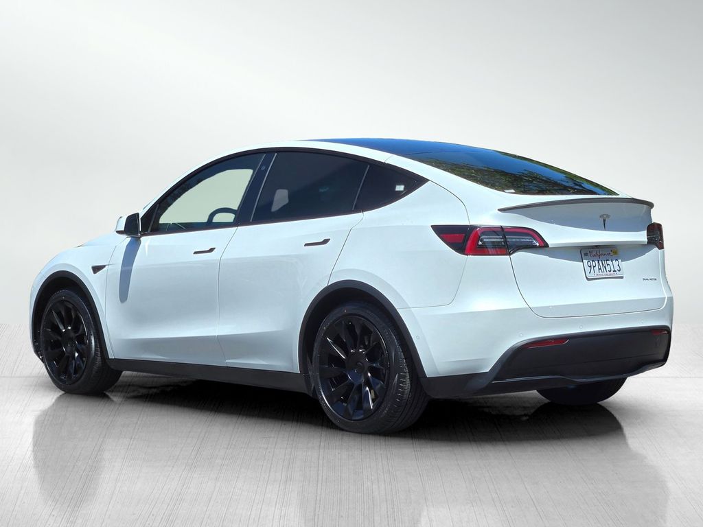 2021 Tesla Model Y Long Range photo 5