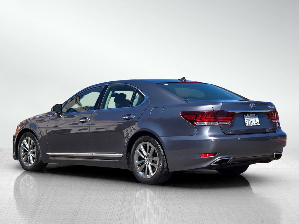 2013 LEXUS LS 460 photo 5