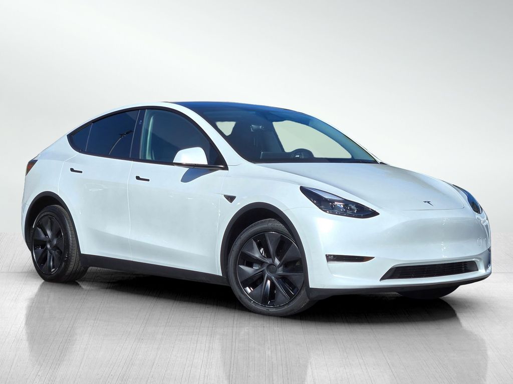 Used 2025 Tesla Model Y Long Range with VIN 7SAYGDEEXSF265946 for sale in Hayward, CA
