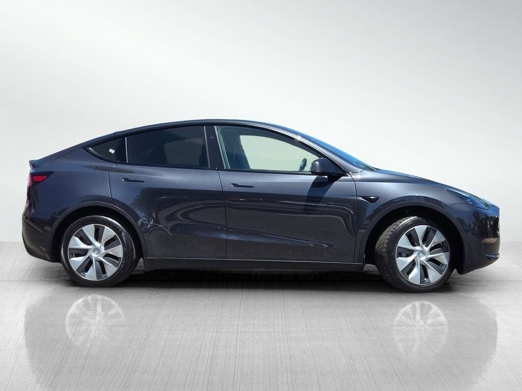 Used 2024 Tesla Model Y Long Range SUV