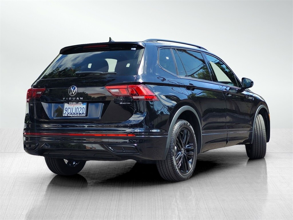 2022 Volkswagen Tiguan SE R-Line Black photo 4