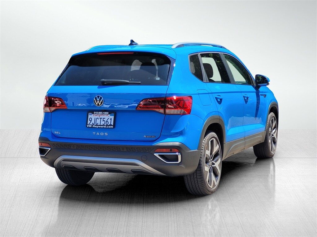 2022 Volkswagen Taos SEL photo 4
