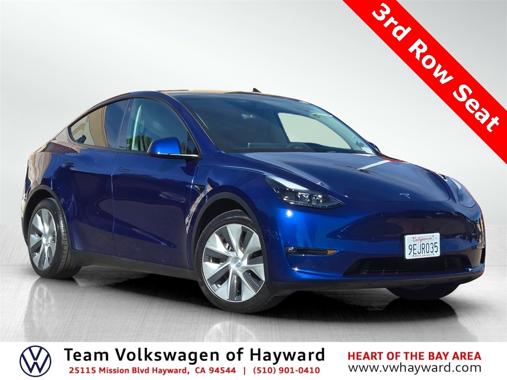 2023 Tesla Model Y Long Range's photo