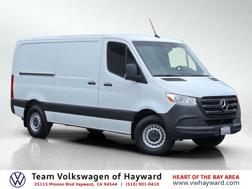 2019 Mercedes-Benz Sprinter 3500 144 WB High Roof's photo