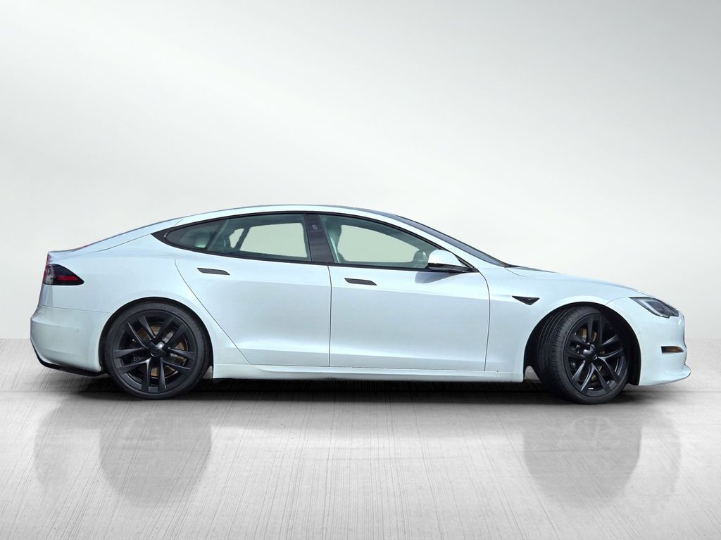 2023 Tesla Model S Standard Range photo 2