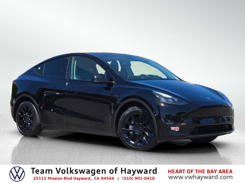 2023 Tesla Model Y Long Range Dual Motor All-Wheel Drive's photo