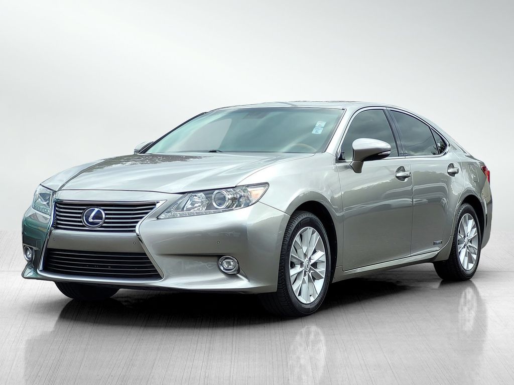 2015 LEXUS ES 300h photo 3