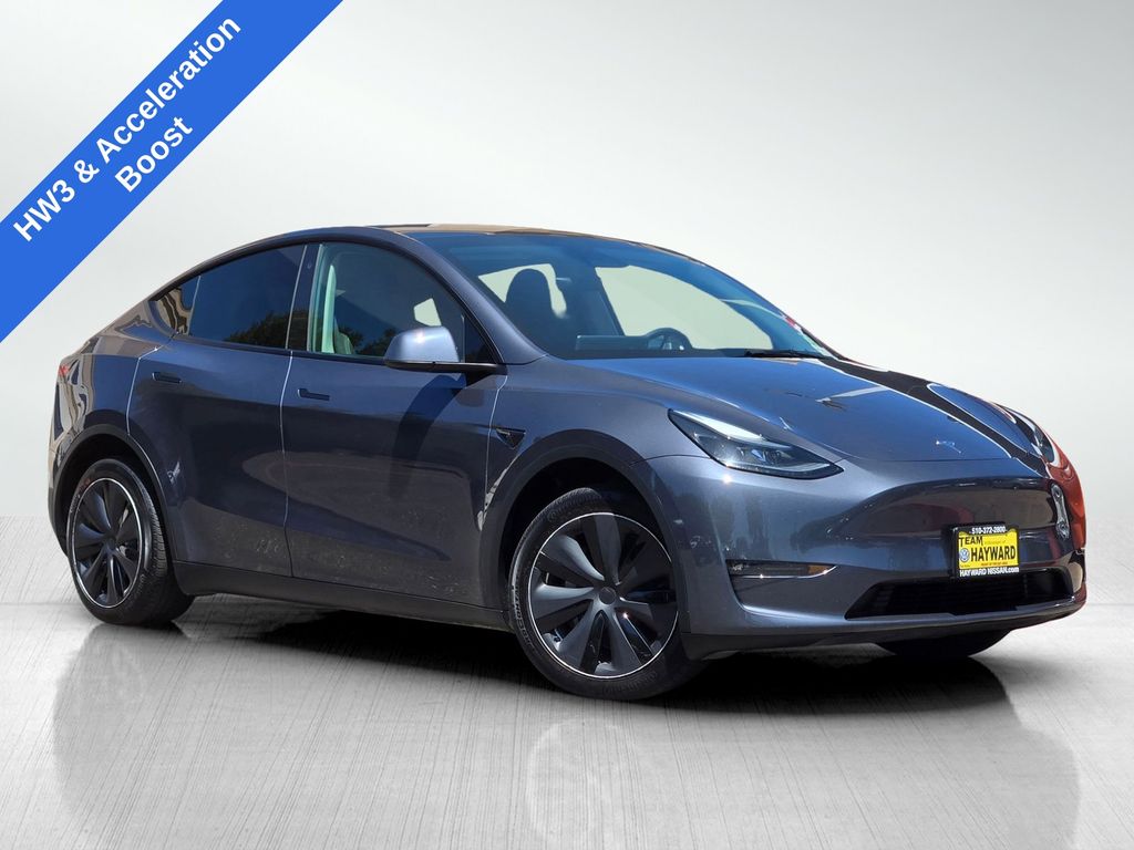 Used 2023 Tesla Model Y Long Range with VIN 7SAYGDEE5PF660463 for sale in Hayward, CA