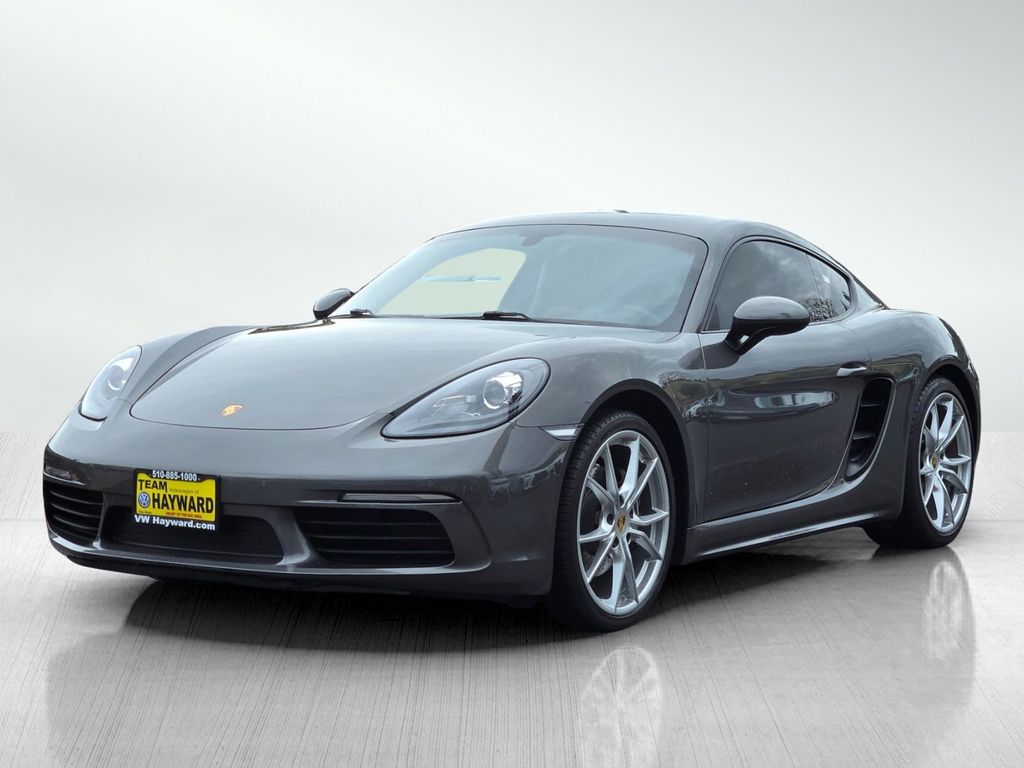 2018 Porsche 718 Cayman Base photo 3