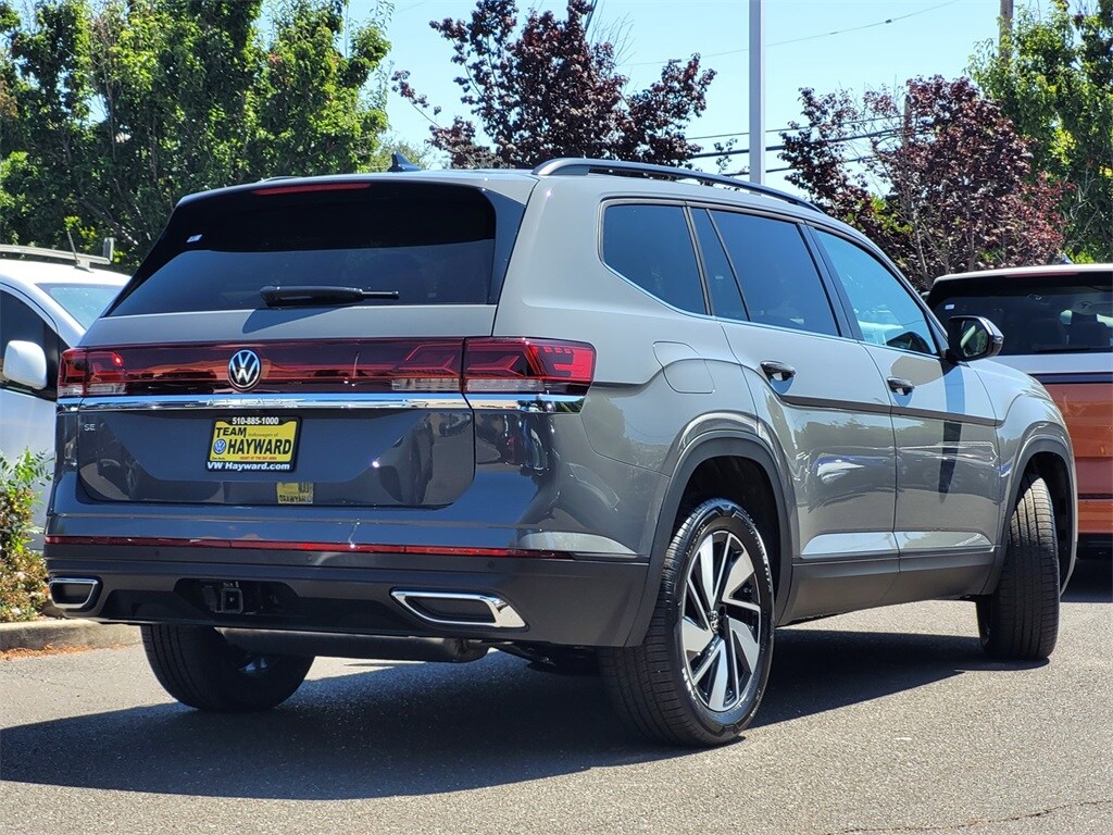 2026 Volkswagen Atlas SE Technology photo 3