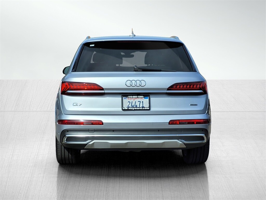 2022 Audi Q7 55 Premium Plus photo 6