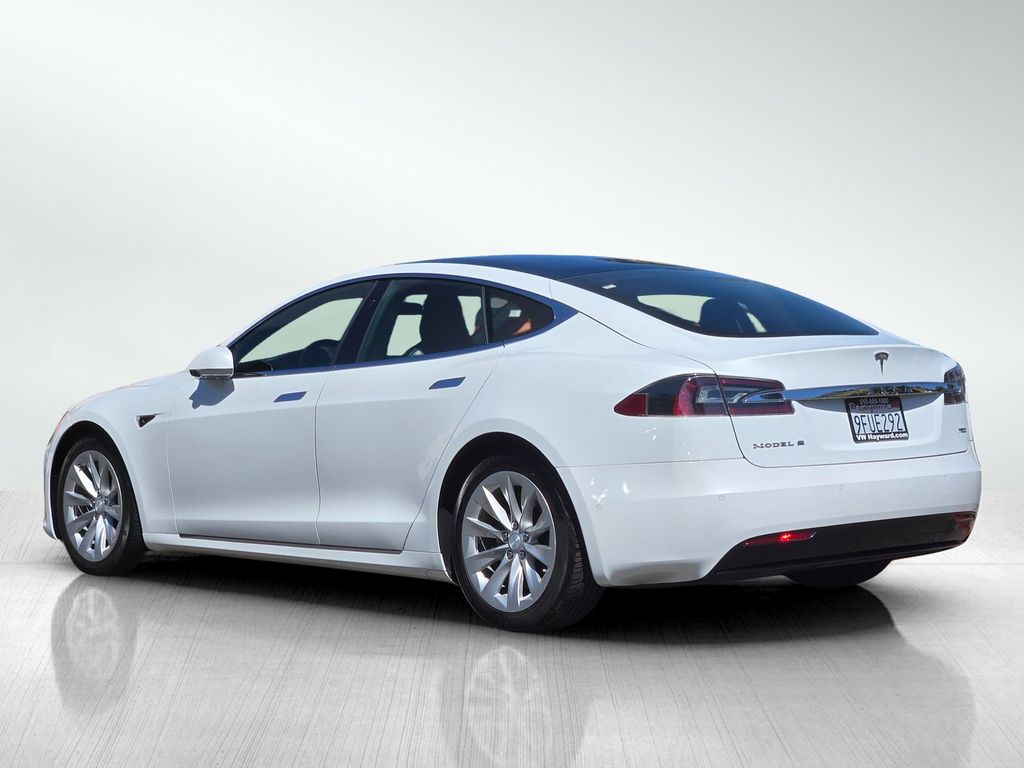 2018 Tesla Model S 75D photo 5