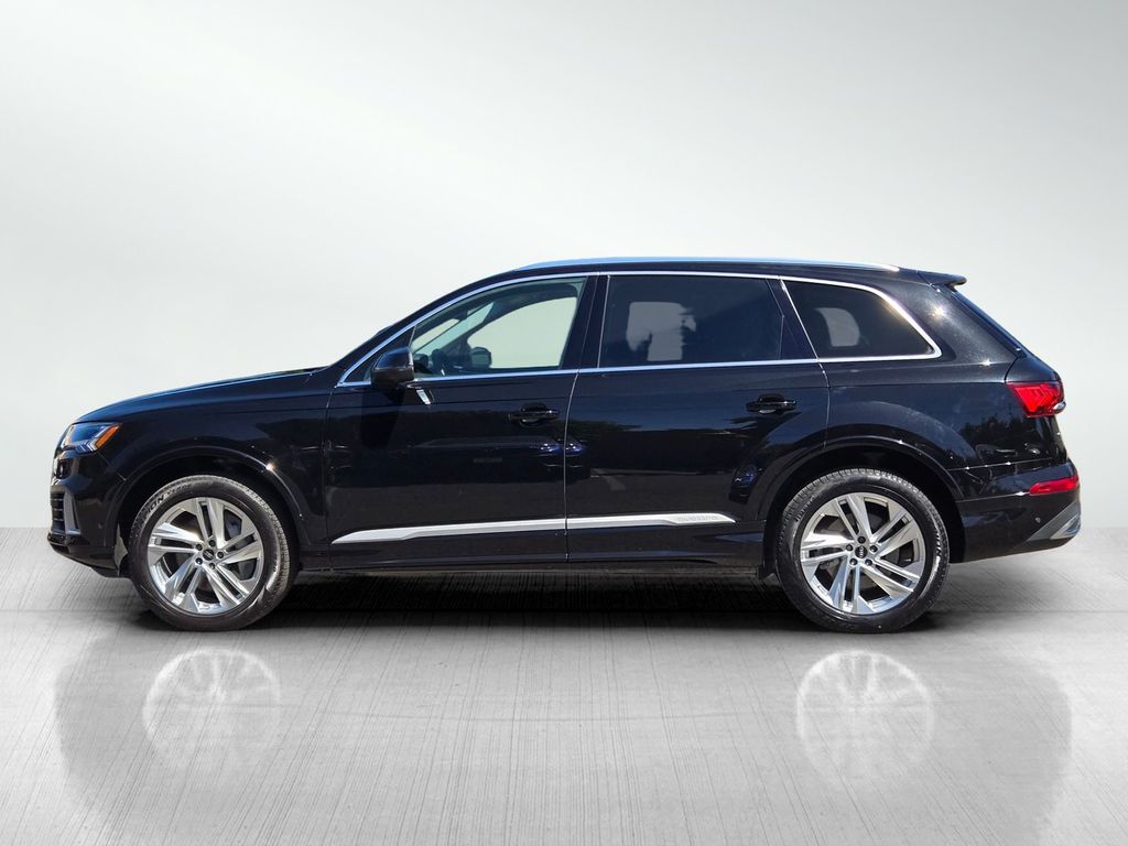 2023 Audi Q7 55 Premium Plus photo 6