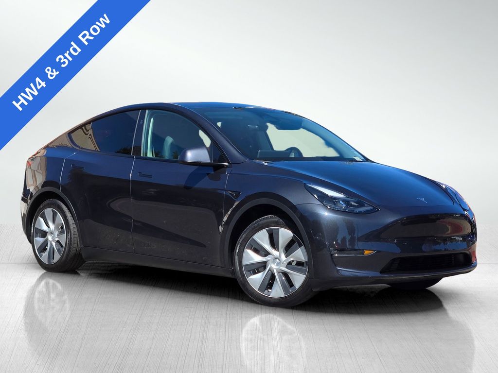 Used 2024 Tesla Model Y Long Range with VIN 7SAYGAEE6RF002829 for sale in Hayward, CA