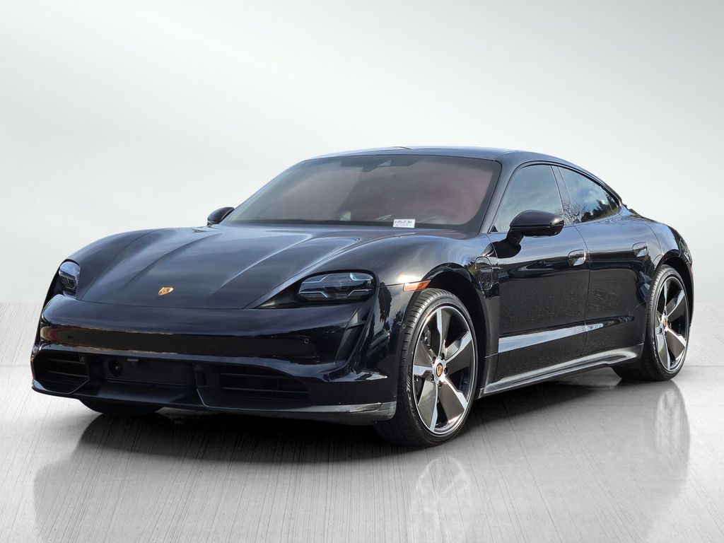 2022 Porsche Taycan Turbo S photo 3