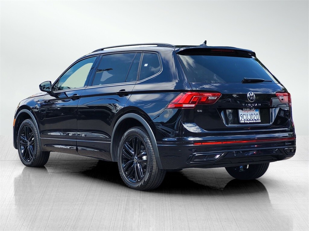 2022 Volkswagen Tiguan SE R-Line Black photo 5