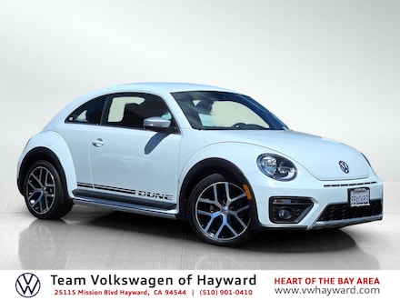 2016 Volkswagen Beetle 1.8T Dune Hatchback