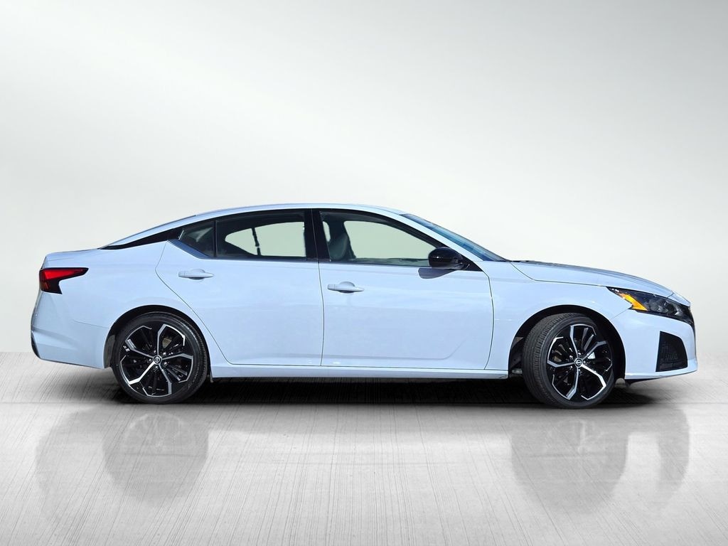 Used 2025 Nissan Altima 2.5 SR Sedan