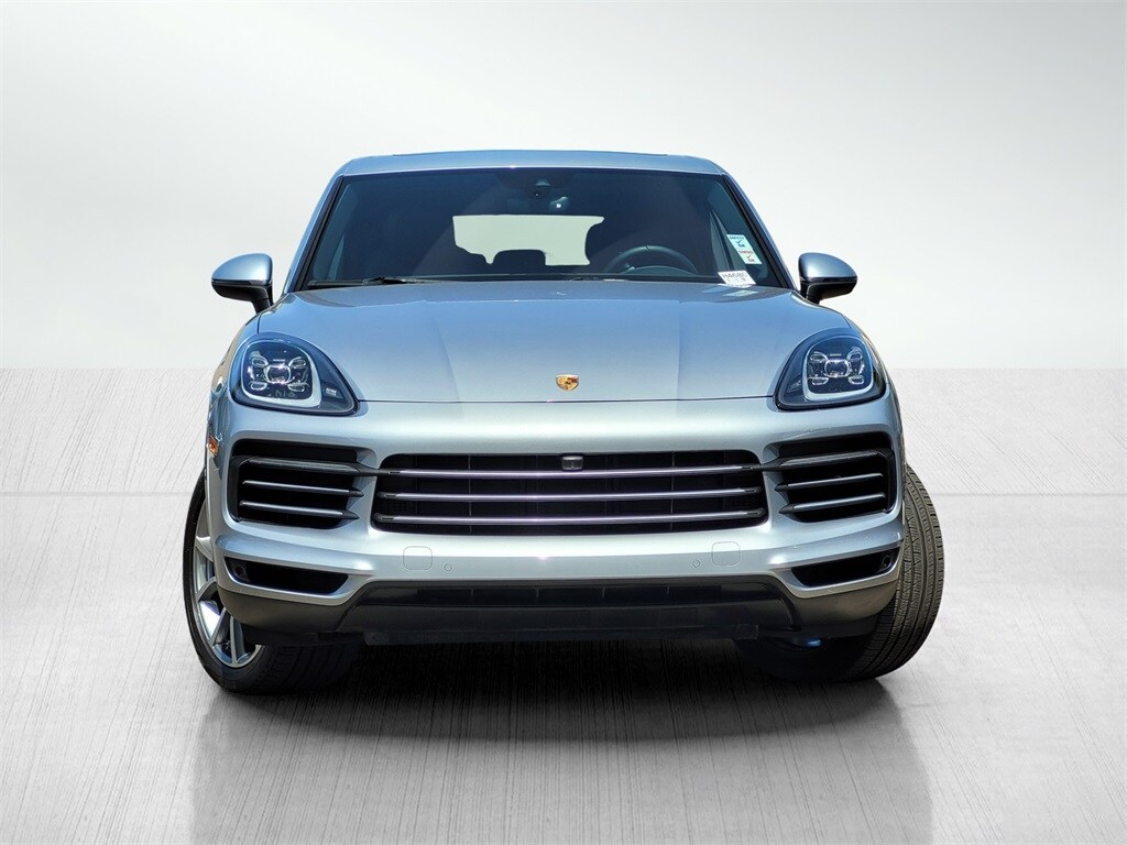 2021 Porsche Cayenne Base photo 2