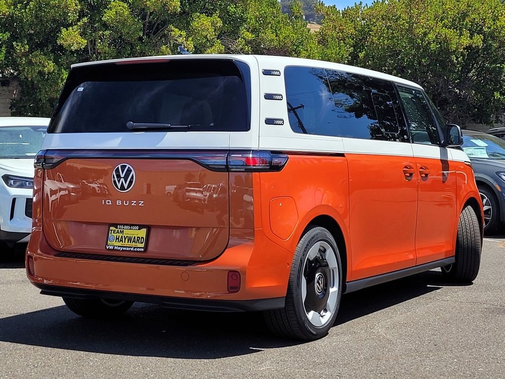 New 2025 Volkswagen ID. Buzz Pro S Plus Van Passenger Van