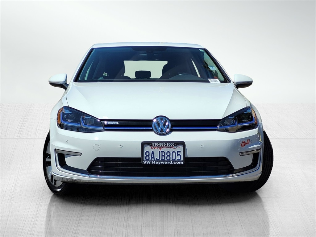 Used 2017 Volkswagen e-Golf e-Golf SEL Premium with VIN WVWPR7AU7HW950136 for sale in Hayward, CA