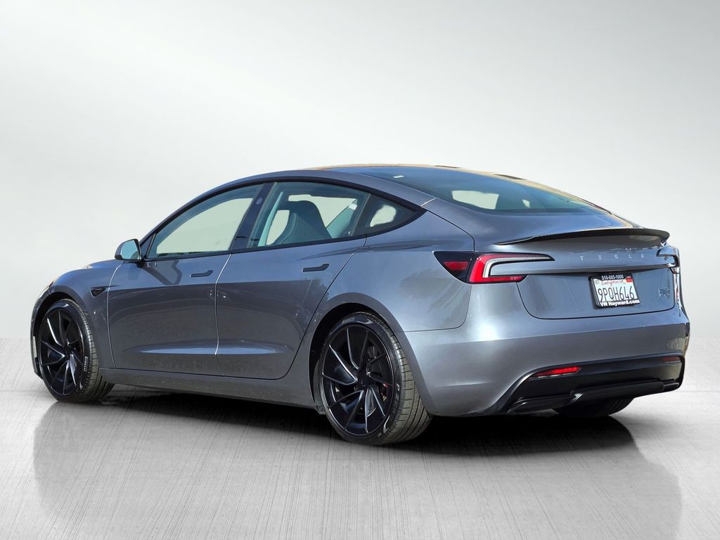 2024 Tesla Model 3 Performance photo 5