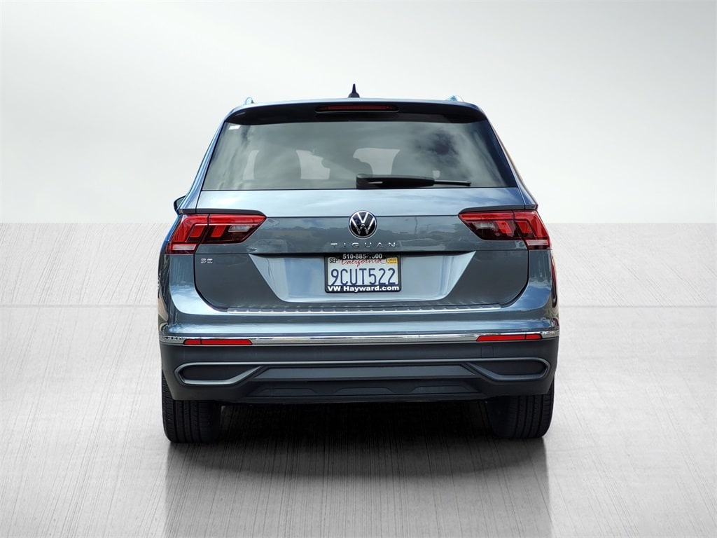 2022 Volkswagen Tiguan SE photo 3